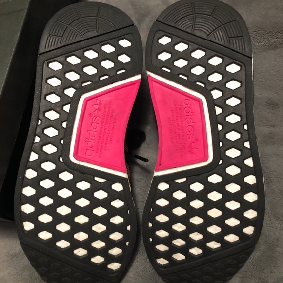 ADIDAS NMD R1 Pink - Picture 5 of 5